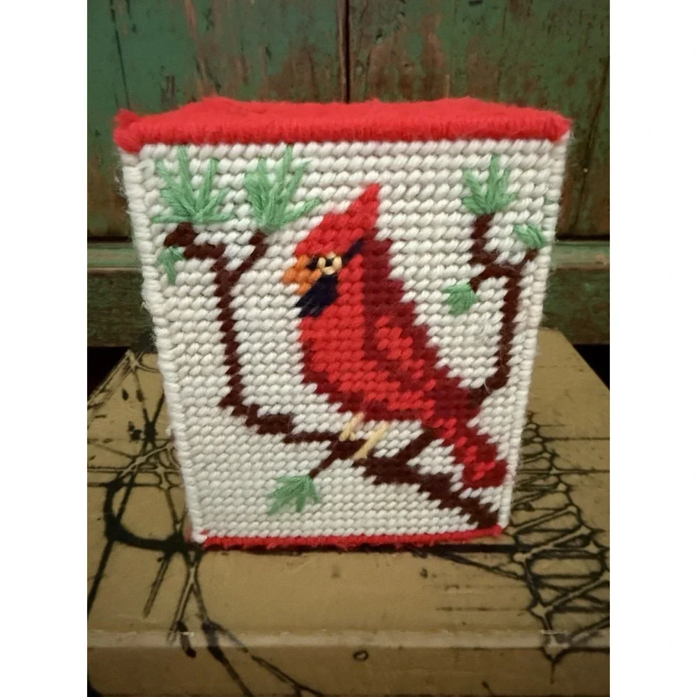 Vintage Tissue Kleenex Box Cover Needlepoint Acrylic Plastic Cardinals